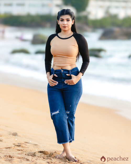 Ripped 7/8 length loose denim