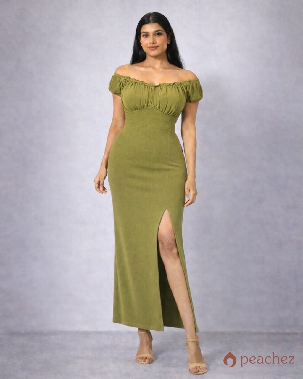 Solid color puff sleeve slit thigh dress