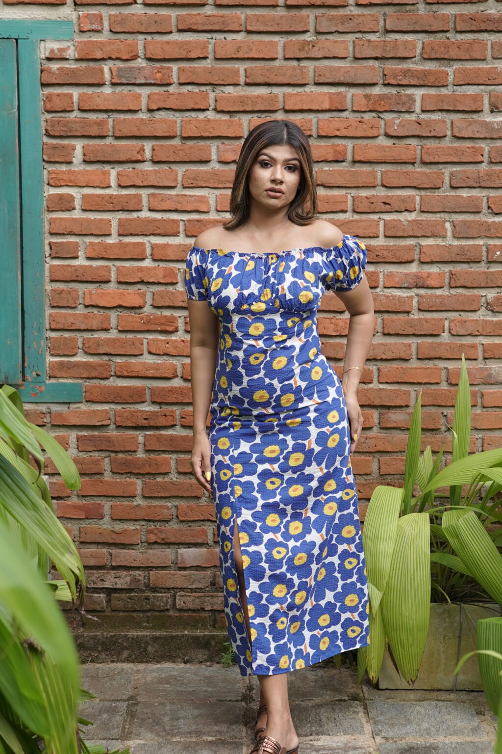 Puff sleeve slit thigh printed dress